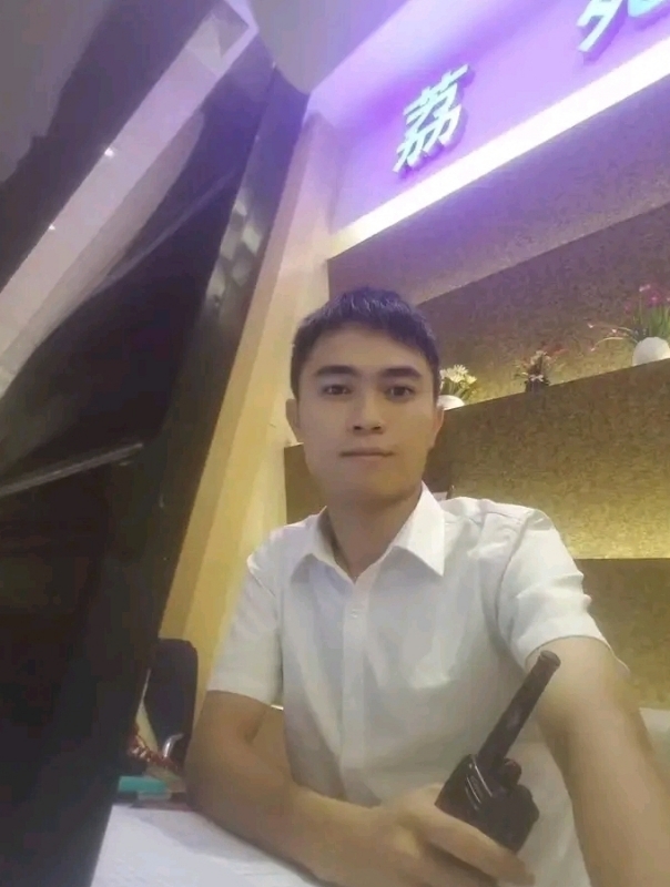 小叶的第二张照片--滨州相亲服务中心