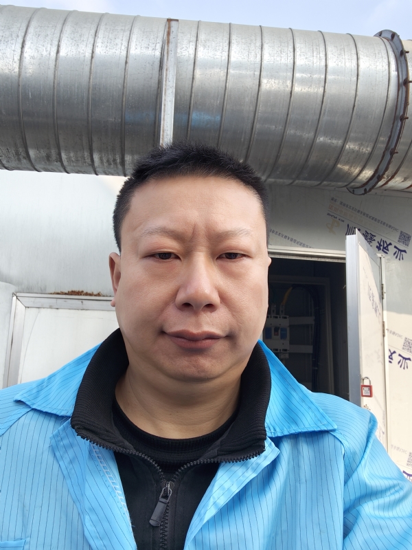 太阳迷眼的第一张照片--滨州相亲服务中心