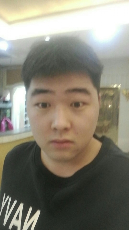 丹尼的第二张照片--滨州相亲服务中心