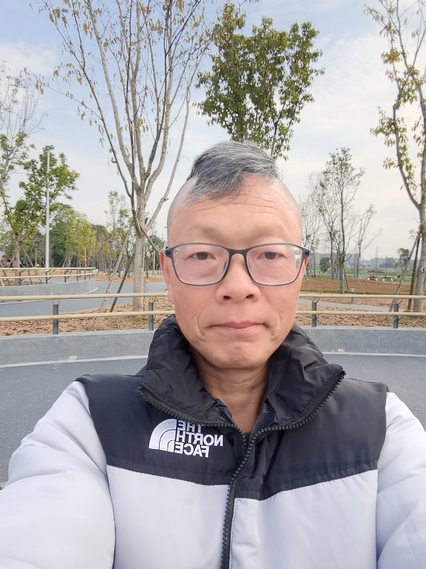 做喜欢的事的第一张照片--滨州相亲服务中心