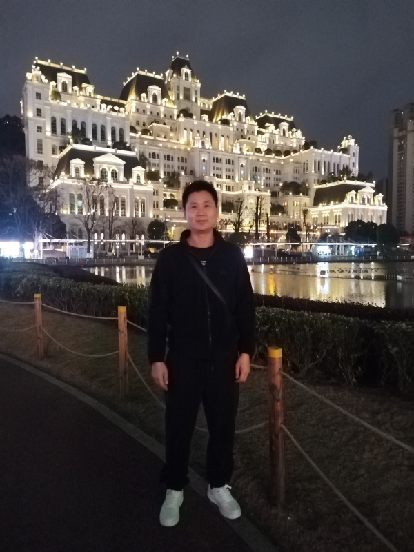 另一半的她的第三张照片--滨州相亲服务中心