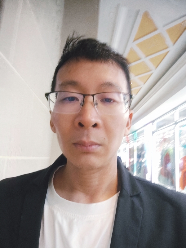 欣欣向荣的第一张照片--滨州相亲服务中心