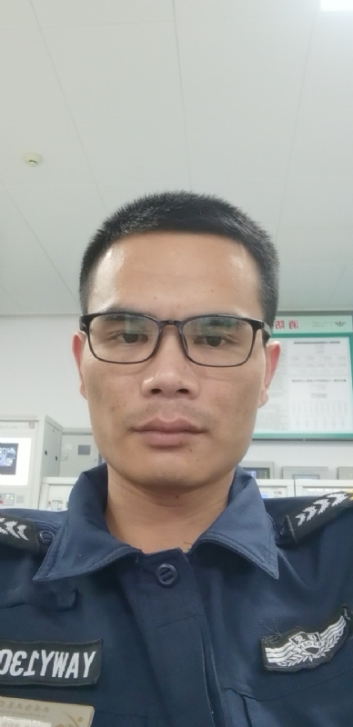 一直都在的第二张照片--滨州相亲服务中心