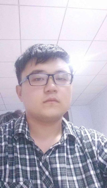 颜色不一样的黄的第一张照片--滨州相亲服务中心