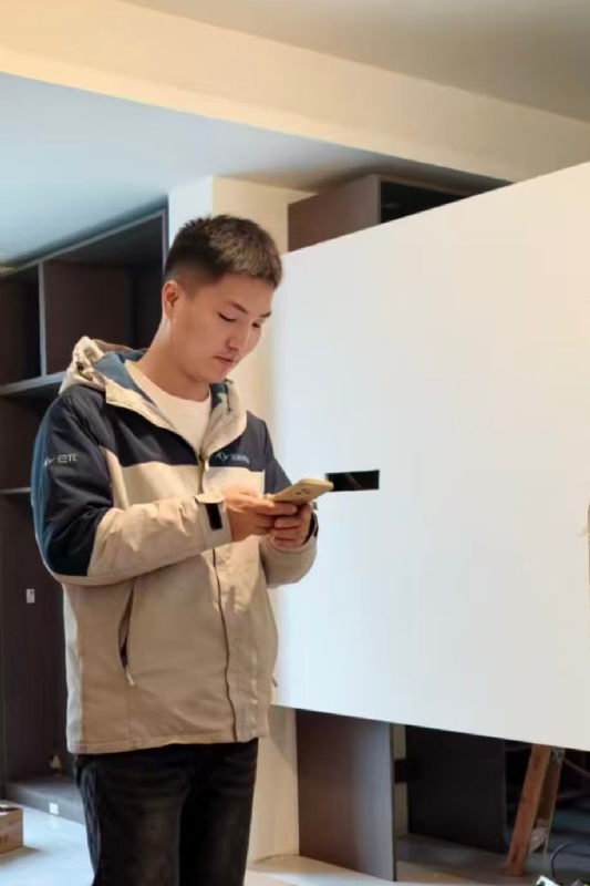 熊展的第一张照片--滨州相亲服务中心