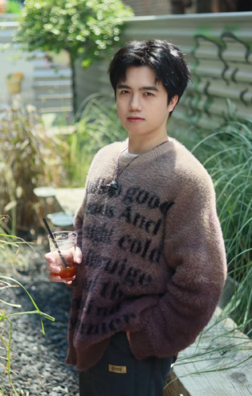 檐下雨的第一张照片--滨州相亲服务中心