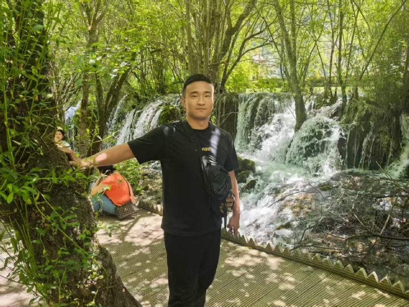 不管多累的第一张照片--滨州相亲服务中心