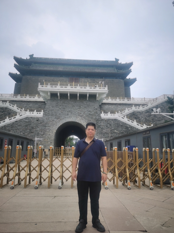 伟哥的第一张照片--滨州相亲服务中心