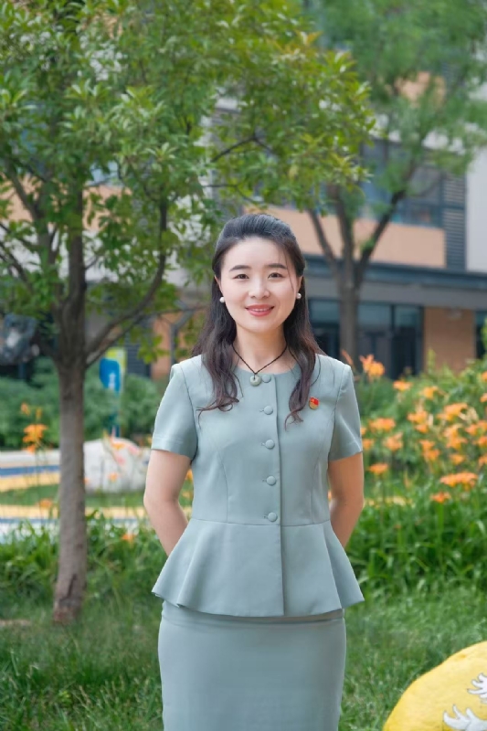 弯弯的第一张照片--滨州相亲服务中心