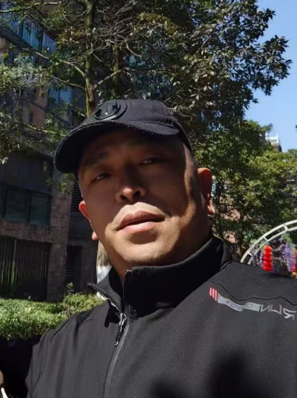 蓝色海洋的第一张照片--滨州相亲服务中心