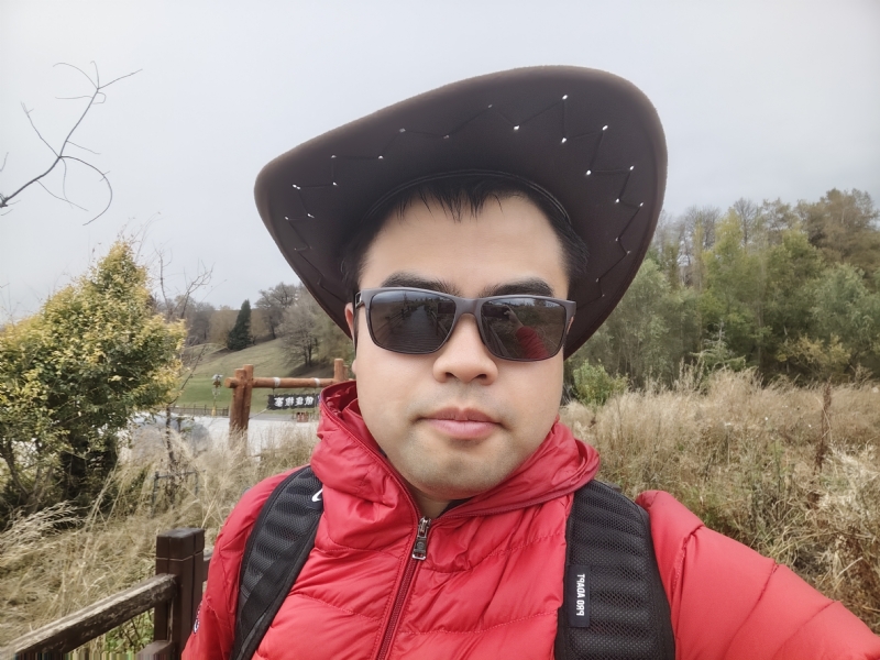 欢乐的笑的第一张照片--滨州相亲服务中心